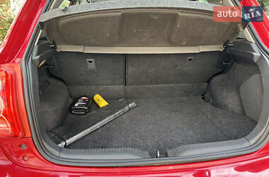 Хэтчбек Toyota Auris 2009 в 