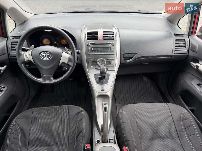 Хетчбек Toyota Auris 2008 в Кам'янському фото 43 Хетчбек Toyota Auris 2008 в Кам'янському