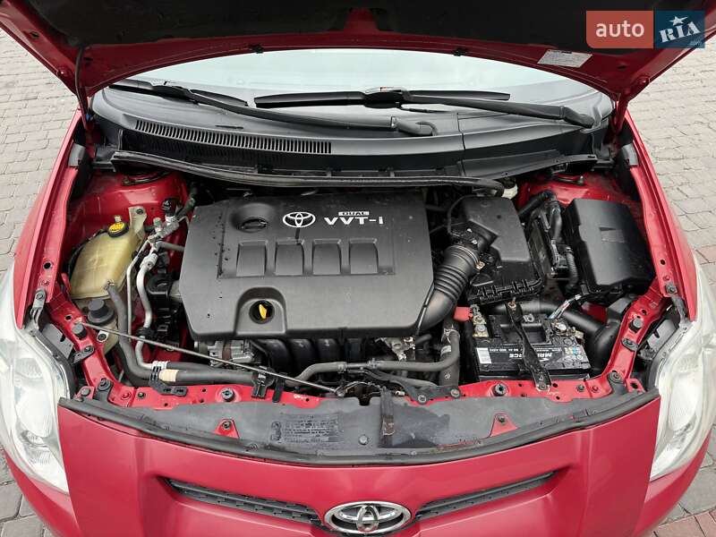 Хетчбек Toyota Auris 2008 в Кам'янському фото 55 Хетчбек Toyota Auris 2008 в Кам'янському