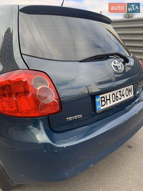 Хэтчбек Toyota Auris 2008 в Одессе