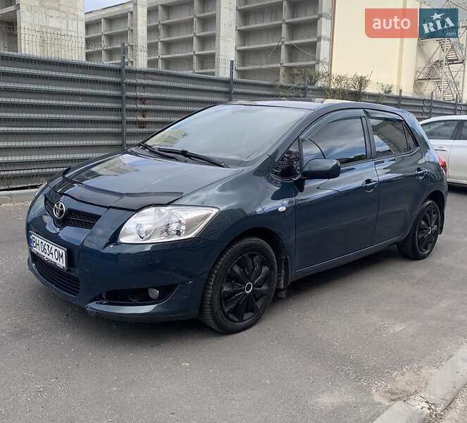 Хэтчбек Toyota Auris 2008 в Одессе