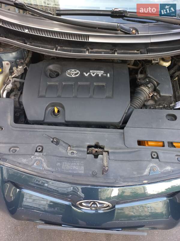 Хэтчбек Toyota Auris 2008 в Одессе