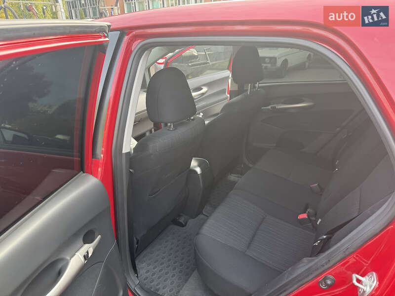 Хетчбек Toyota Auris 2007 в Львові