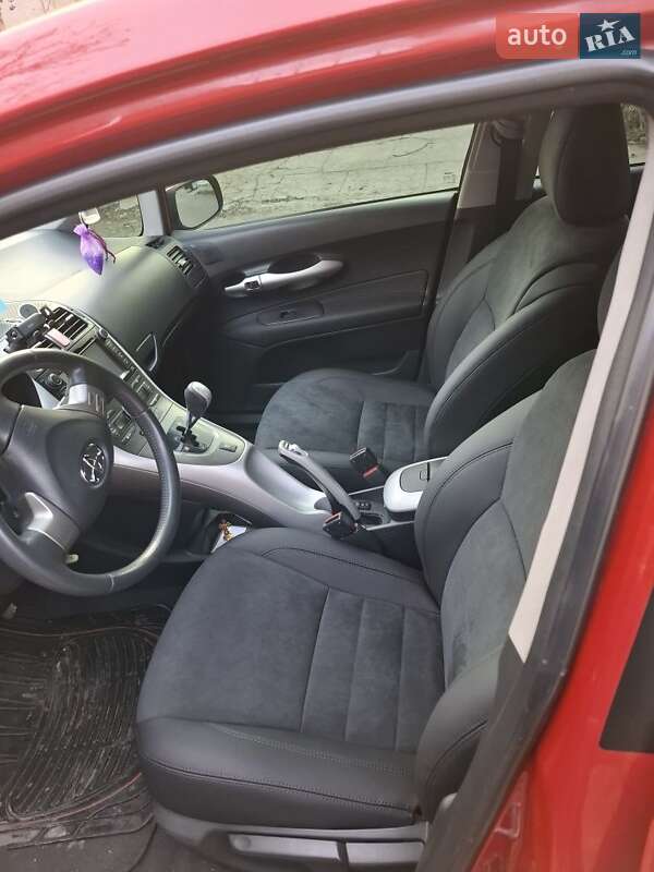 Хэтчбек Toyota Auris 2007 в Одессе