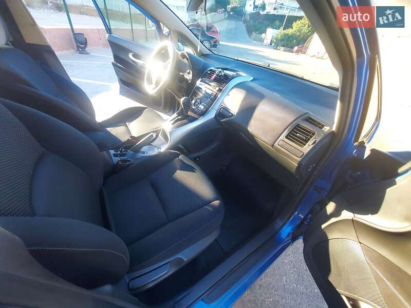 Хэтчбек Toyota Auris 2012 в Одессе фото 11 Хэтчбек Toyota Auris 2012 в Одессе