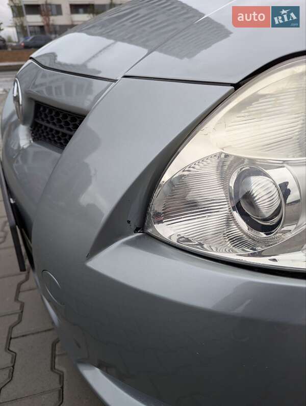 Хэтчбек Toyota Auris 2008 в Киеве