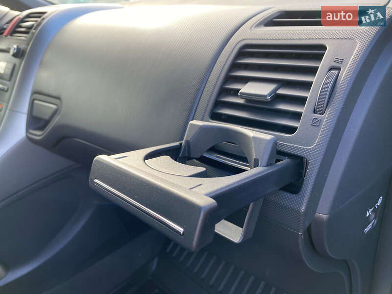 Хэтчбек Toyota Auris 2011 в Ровно фото 23 Хэтчбек Toyota Auris 2011 в Ровно