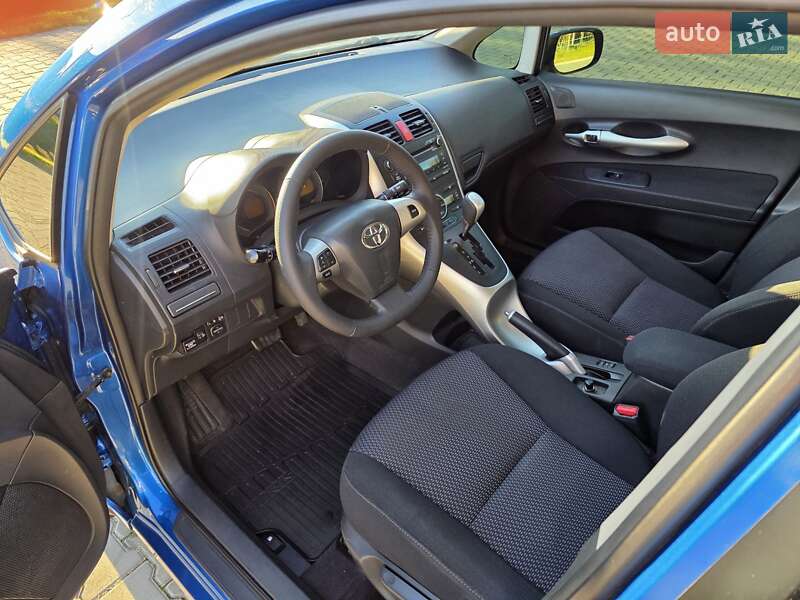 Хэтчбек Toyota Auris 2010 в Одессе фото 16 Хэтчбек Toyota Auris 2010 в Одессе