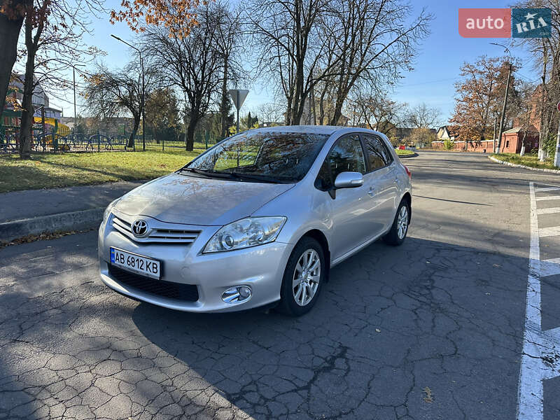 Хэтчбек Toyota Auris 2012 в Виннице фото 22 Хэтчбек Toyota Auris 2012 в Виннице