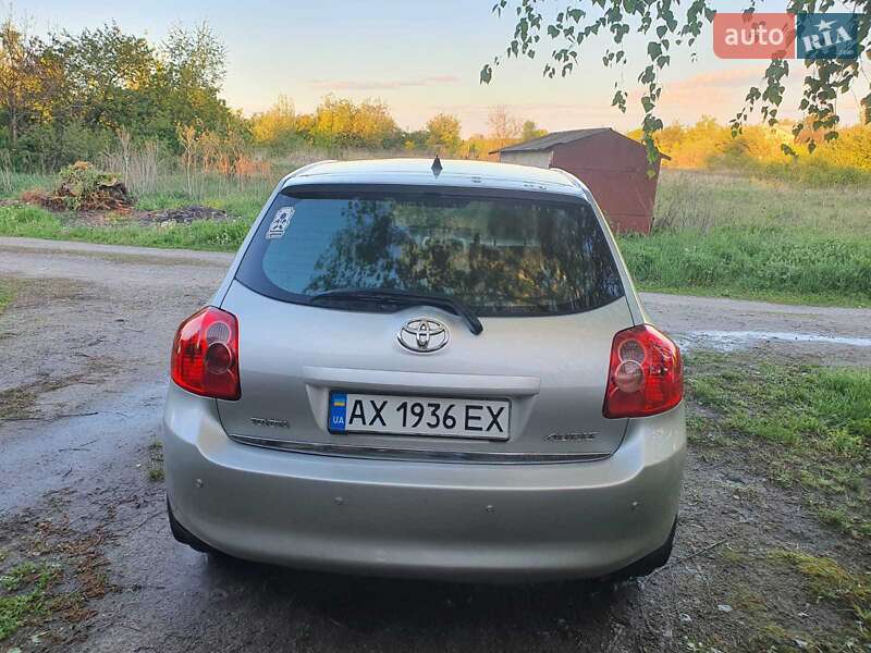 Хэтчбек Toyota Auris 2008 в Харькове фото 4 Хэтчбек Toyota Auris 2008 в Харькове