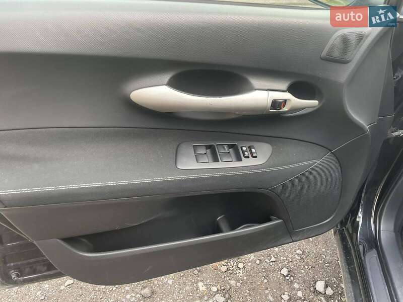 Хетчбек Toyota Auris 2009 в Тернополі