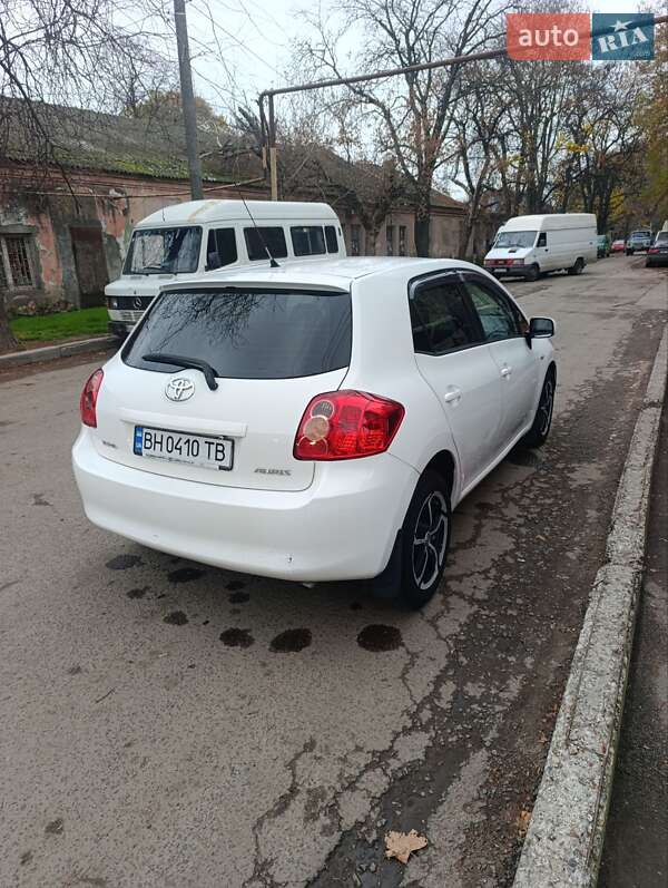 Хэтчбек Toyota Auris 2008 в Одессе