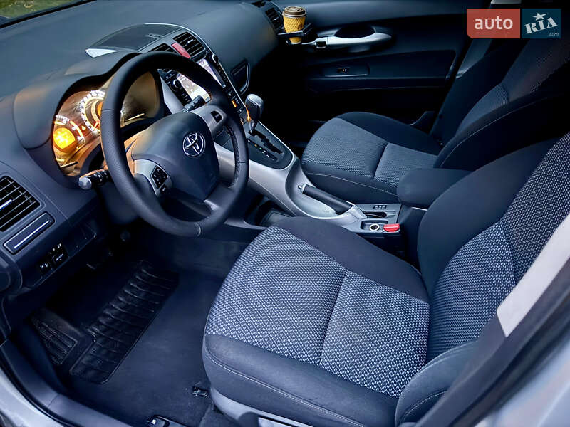 Хэтчбек Toyota Auris 2010 в Киеве фото 14 Хэтчбек Toyota Auris 2010 в Киеве