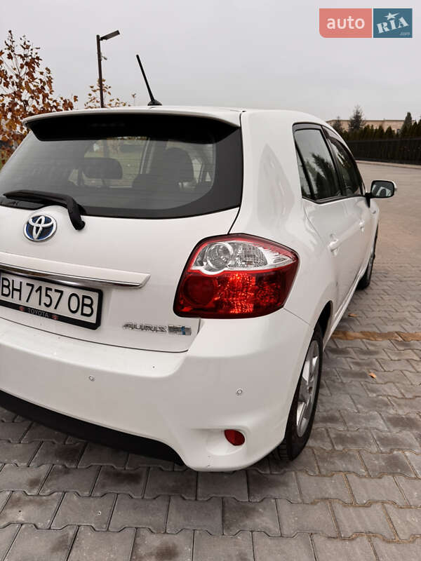 Хэтчбек Toyota Auris 2011 в Одессе
