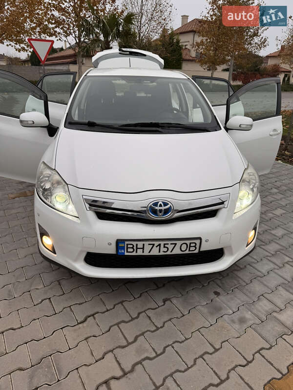 Хэтчбек Toyota Auris 2011 в Одессе