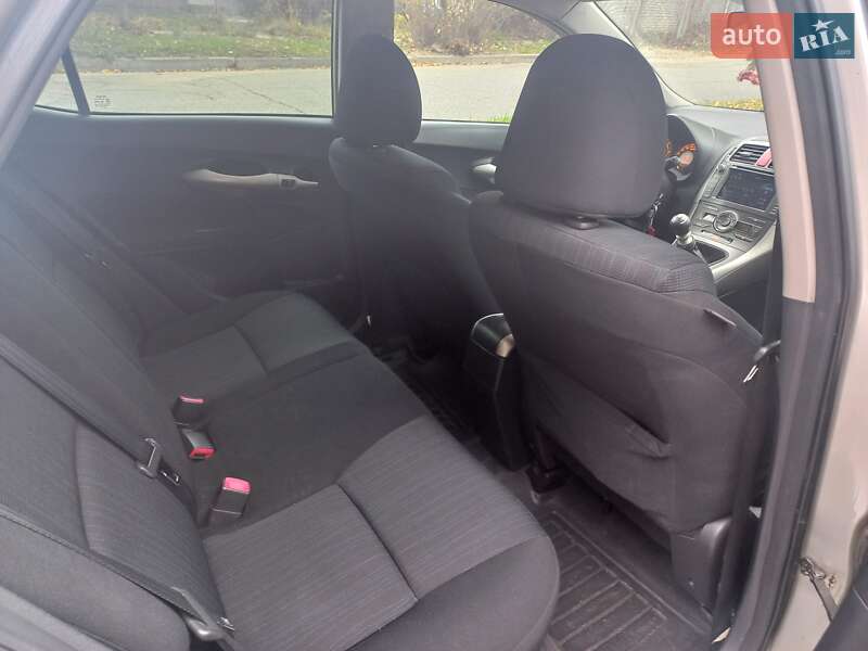 Хэтчбек Toyota Auris 2008 в Запорожье фото 11 Хэтчбек Toyota Auris 2008 в Запорожье