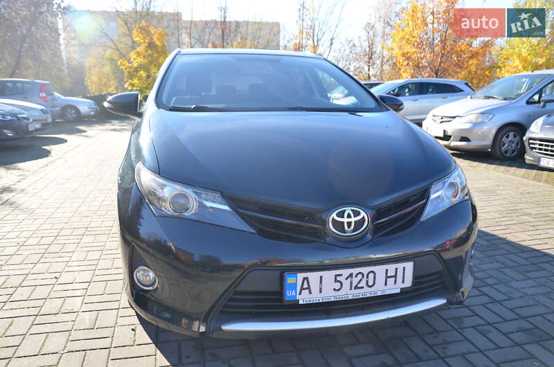 Toyota Auris 2014