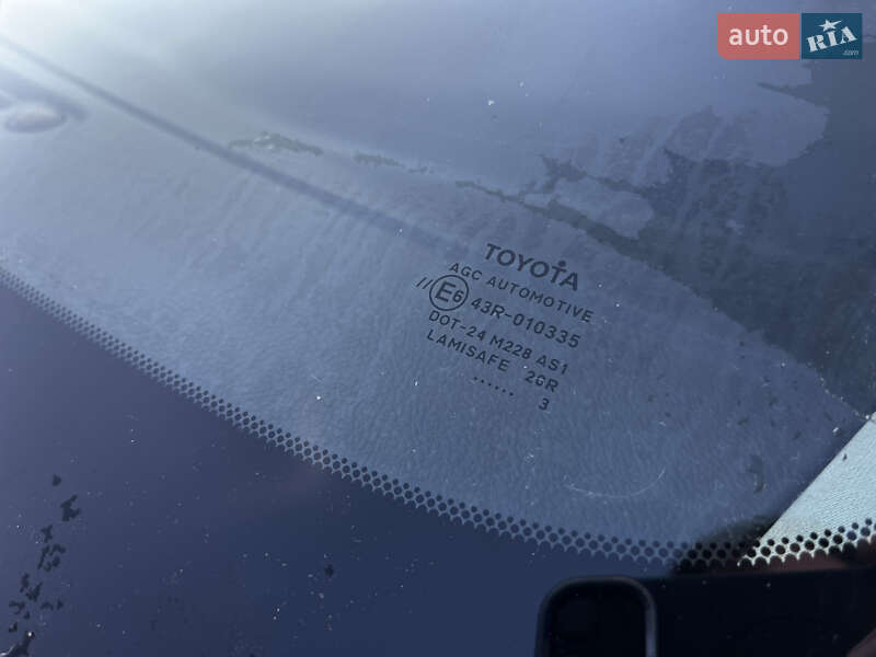 Хэтчбек Toyota Auris 2013 в Луцке фото 44 Хэтчбек Toyota Auris 2013 в Луцке