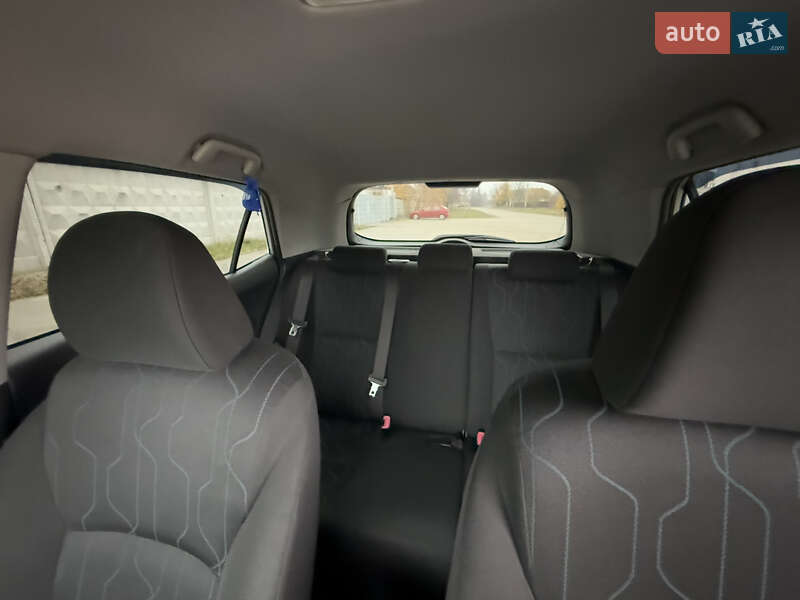 Хетчбек Toyota Auris 2013 в Фастові фото 13 Хетчбек Toyota Auris 2013 в Фастові