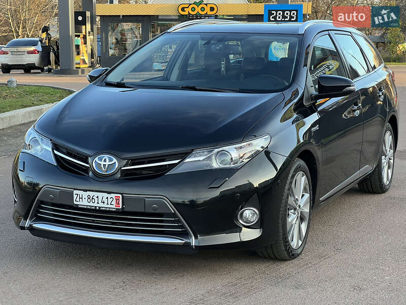 Универсал Toyota Auris 2014 в Житомире фото 6 Универсал Toyota Auris 2014 в Житомире