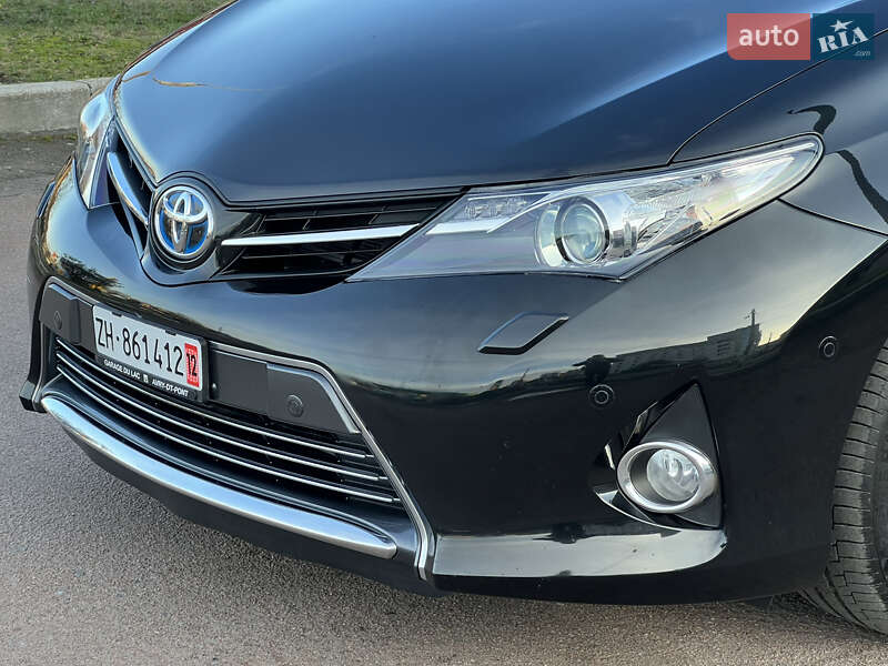 Универсал Toyota Auris 2014 в Житомире фото 14 Универсал Toyota Auris 2014 в Житомире