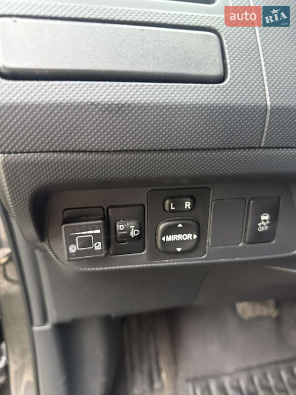 Хетчбек Toyota Auris 2007 в Коростишеві фото 12 Хетчбек Toyota Auris 2007 в Коростишеві