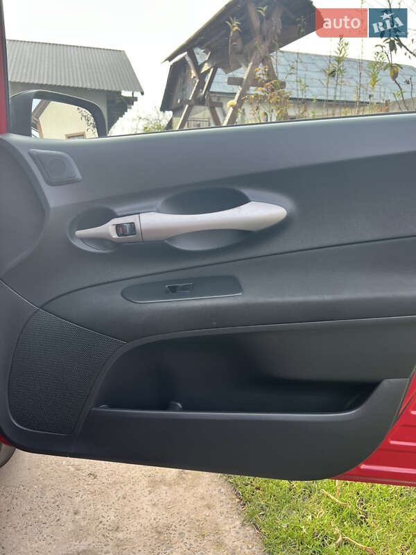 Хэтчбек Toyota Auris 2008 в Копычинце фото 21 Хэтчбек Toyota Auris 2008 в Копычинце