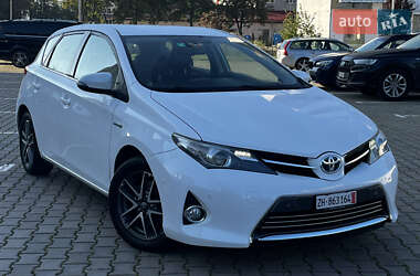 Хетчбек Toyota Auris 2013 в Луцьку
