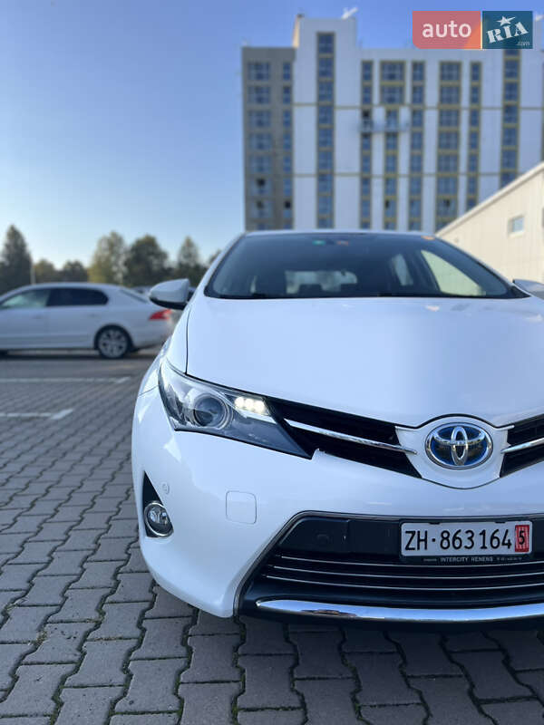 Хэтчбек Toyota Auris 2013 в Луцке фото 16 Хэтчбек Toyota Auris 2013 в Луцке