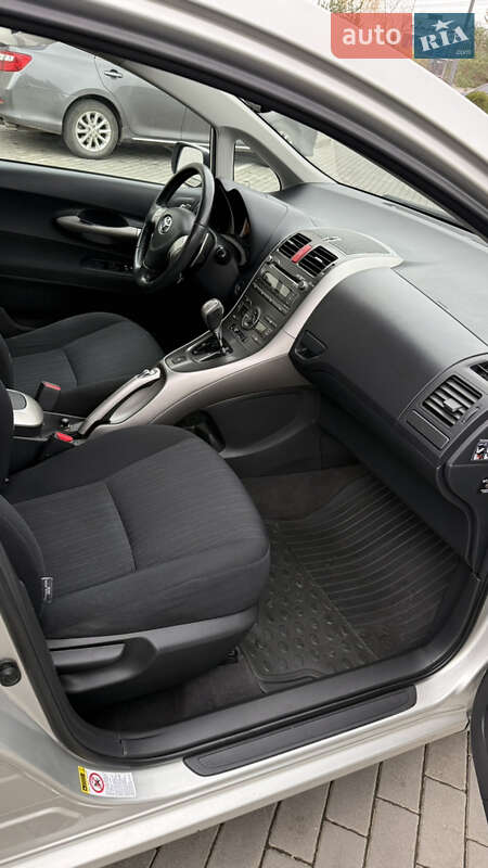 Хэтчбек Toyota Auris 2008 в Ровно фото 9 Хэтчбек Toyota Auris 2008 в Ровно