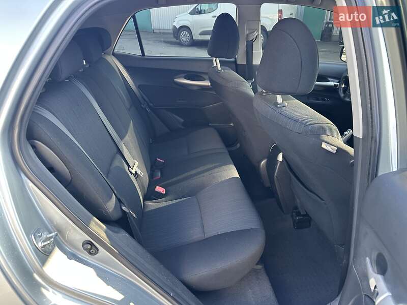 Хэтчбек Toyota Auris 2008 в Киеве