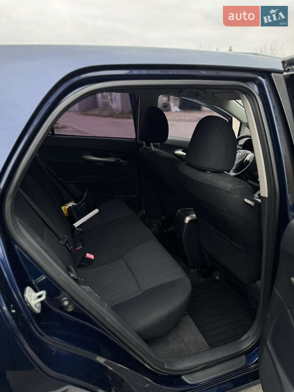 Хэтчбек Toyota Auris 2008 в Виннице