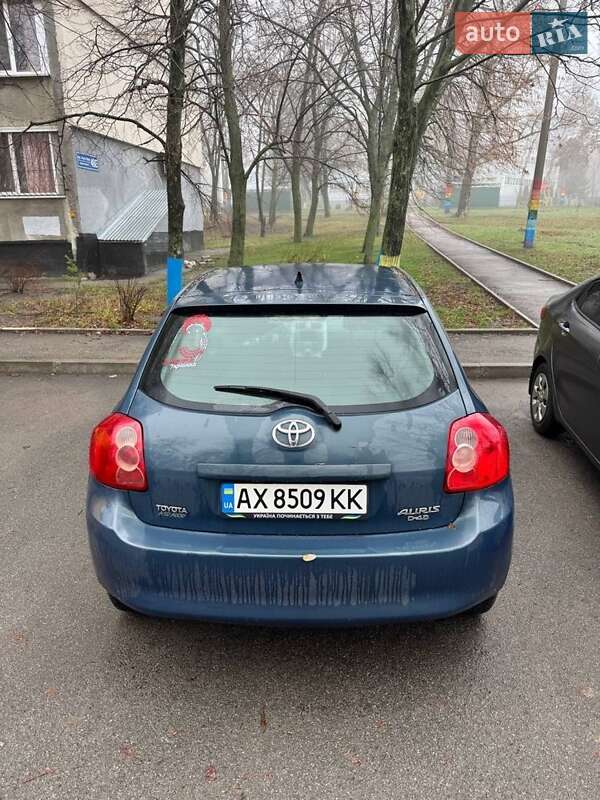 Хэтчбек Toyota Auris 2007 в Харькове