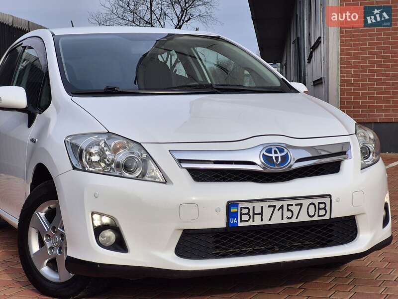 Хетчбек Toyota Auris 2011 в Одесі