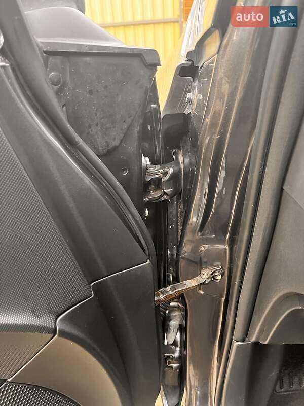 Хэтчбек Toyota Auris 2008 в Полтаве