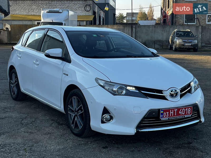 Хэтчбек Toyota Auris 2013 в Луцке фото 4 Хэтчбек Toyota Auris 2013 в Луцке
