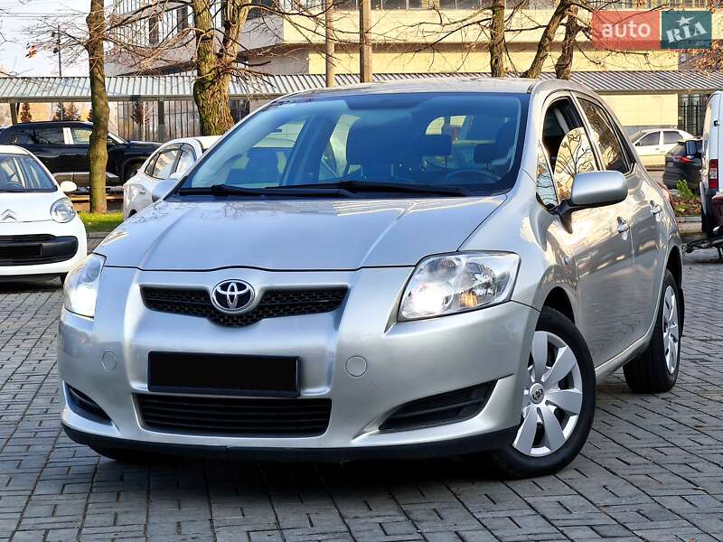 Хетчбек Toyota Auris 2007 в Дніпрі