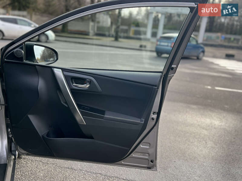 Хетчбек Toyota Auris 2013 в Вінниці