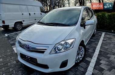 Хэтчбек Toyota Auris 2010 в Виннице