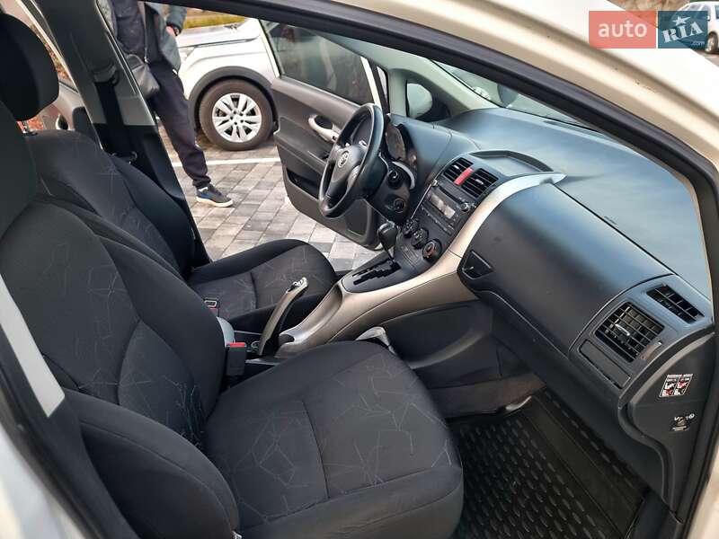 Хетчбек Toyota Auris 2010 в Вінниці