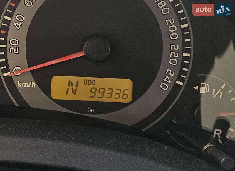 Хетчбек Toyota Auris 2011 в Львові