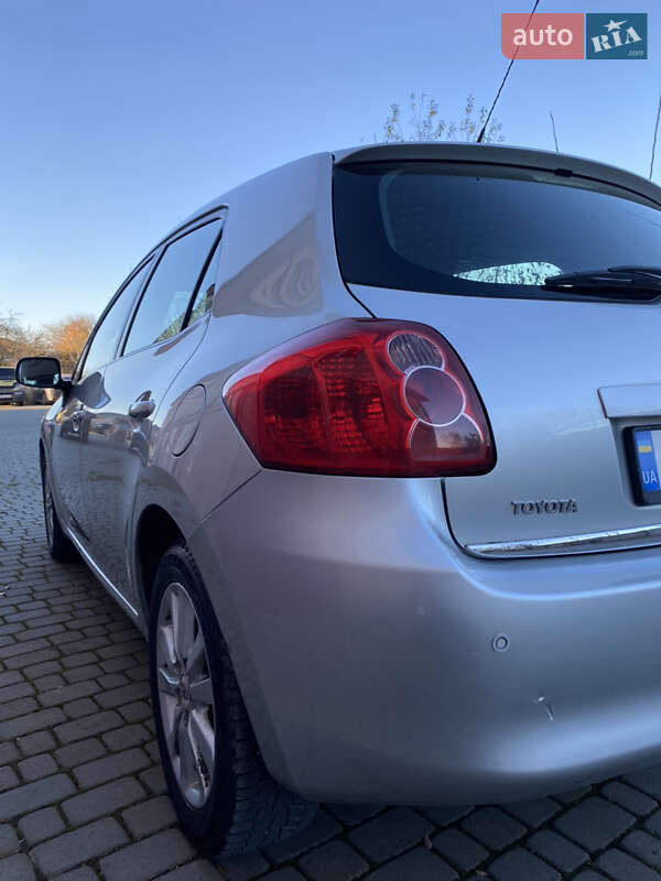Хетчбек Toyota Auris 2006 в Івано-Франківську