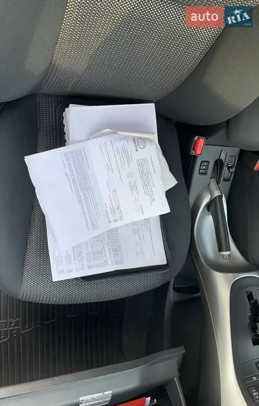 Хетчбек Toyota Auris 2010 в Києві документ