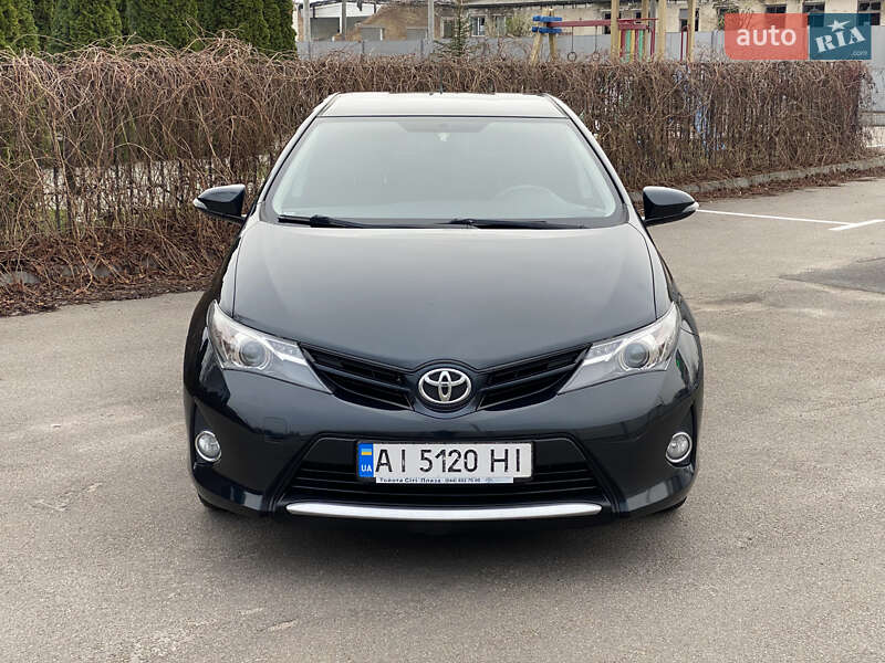 Хетчбек Toyota Auris 2014 в Києві фото 9 Хетчбек Toyota Auris 2014 в Києві
