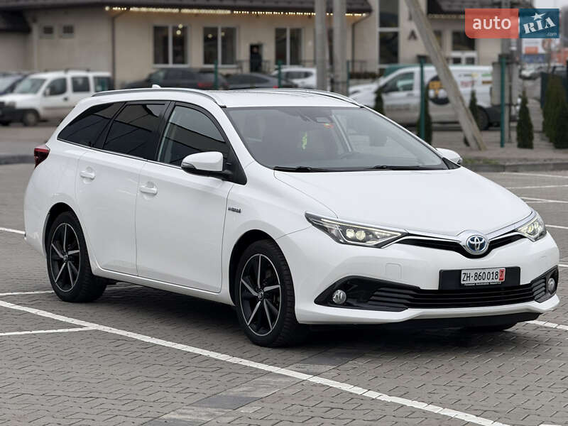 Універсал Toyota Auris 2017 в Луцьку фото 10 Універсал Toyota Auris 2017 в Луцьку