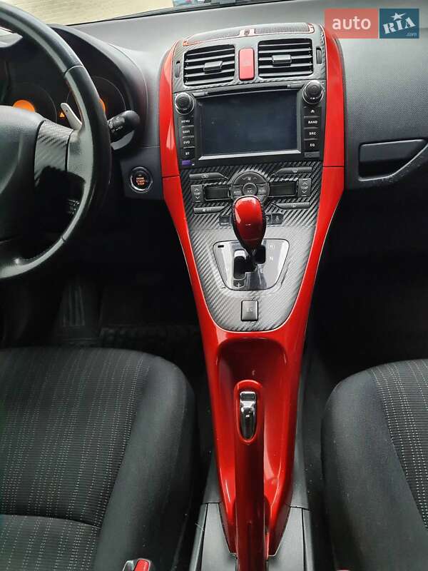 Хэтчбек Toyota Auris 2008 в Киеве