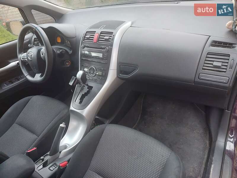 Хетчбек Toyota Auris 2010 в Чорноморську фото 3 Хетчбек Toyota Auris 2010 в Чорноморську