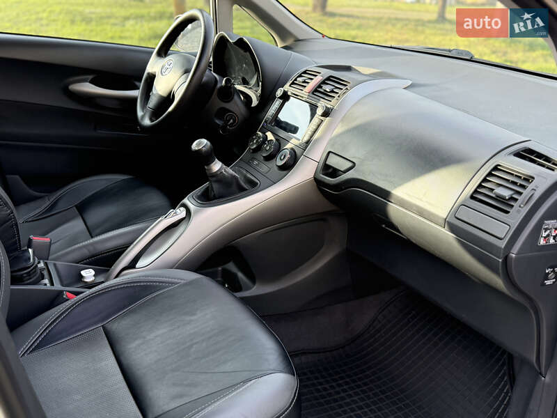 Хетчбек Toyota Auris 2007 в Миколаєві фото 10 Хетчбек Toyota Auris 2007 в Миколаєві