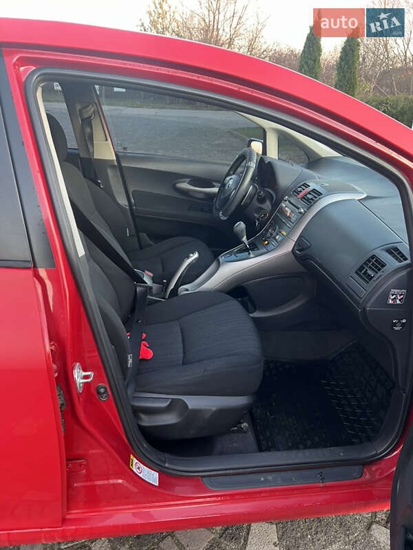 Хетчбек Toyota Auris 2008 в Львові