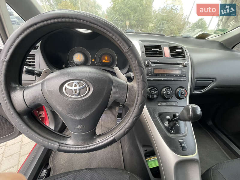 Хэтчбек Toyota Auris 2007 в Николаеве фото 17 Хэтчбек Toyota Auris 2007 в Николаеве